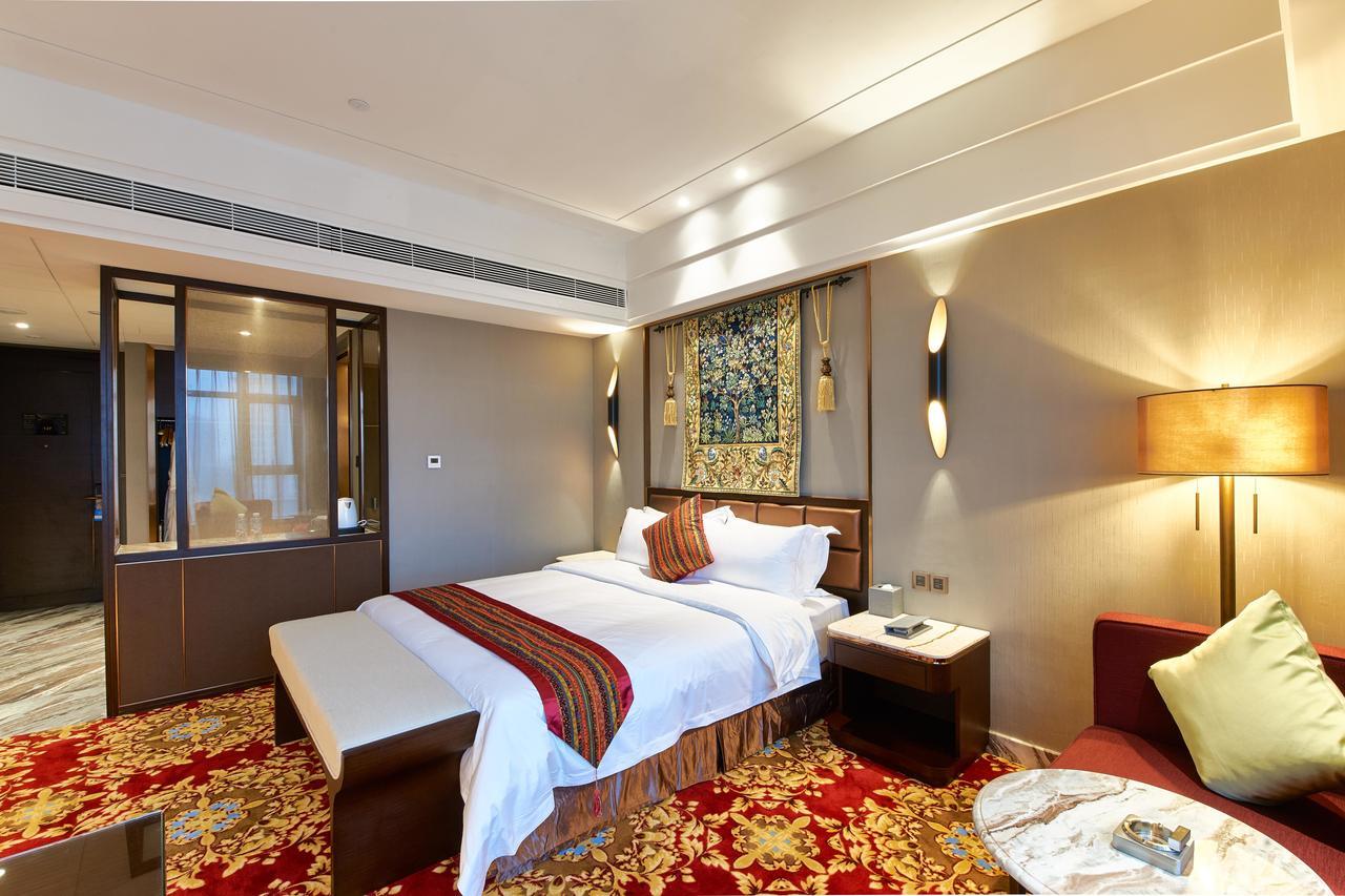 Zhongshan Guzhen Huayu Landmark Hotel Kültér fotó