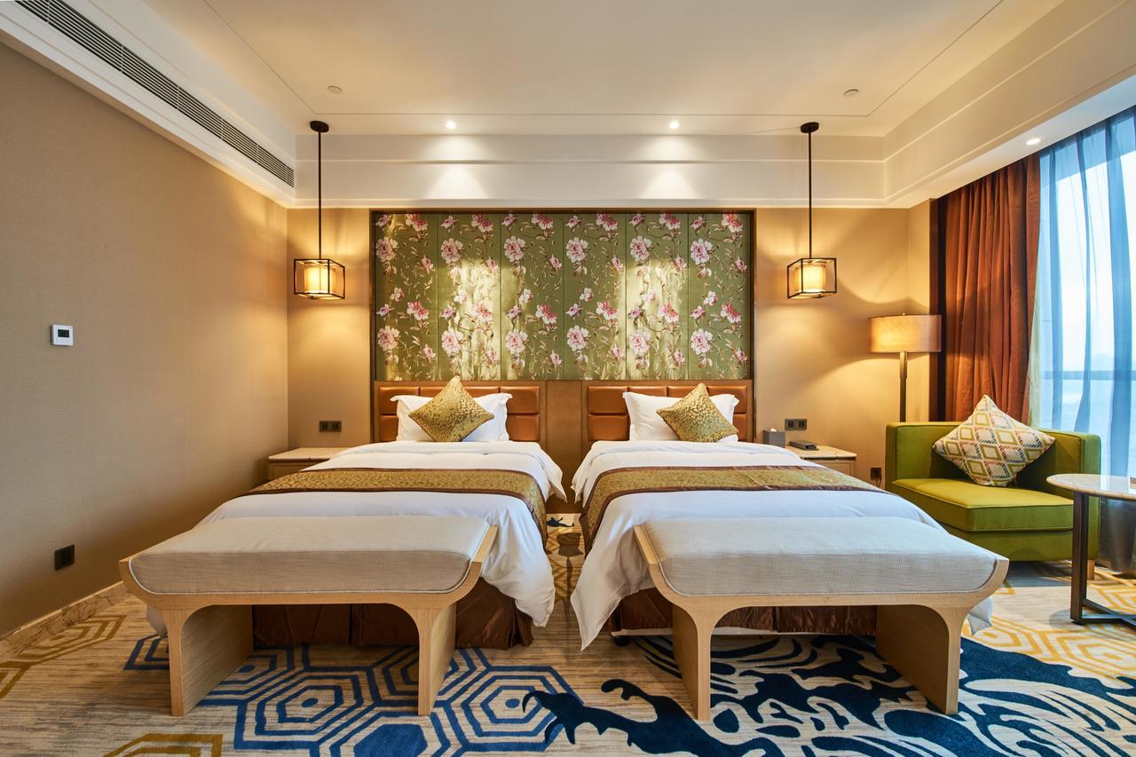 Zhongshan Guzhen Huayu Landmark Hotel Kültér fotó