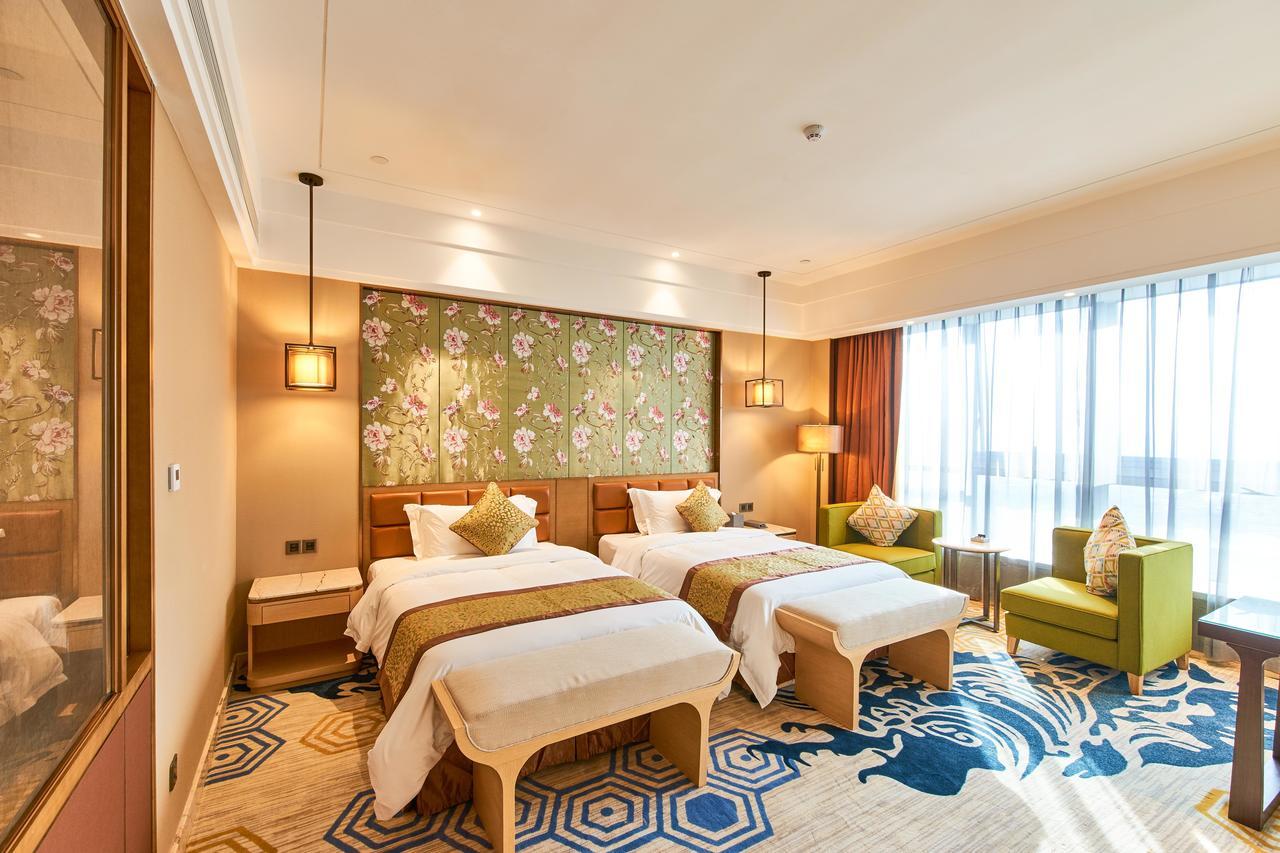 Zhongshan Guzhen Huayu Landmark Hotel Kültér fotó