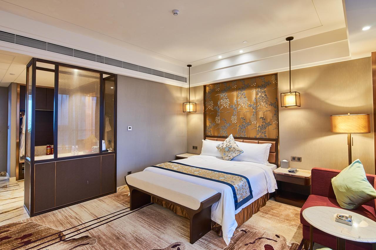 Zhongshan Guzhen Huayu Landmark Hotel Kültér fotó